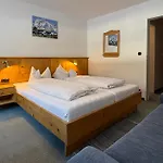 게스트하우스 Spielmannsau 3*