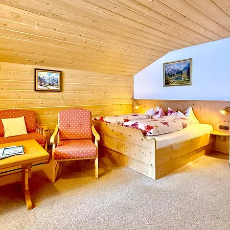 Guest house Spielmannsau 3*