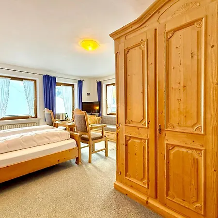 Spielmannsau Guest house 3*