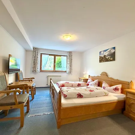 Spielmannsau Pensión 3*